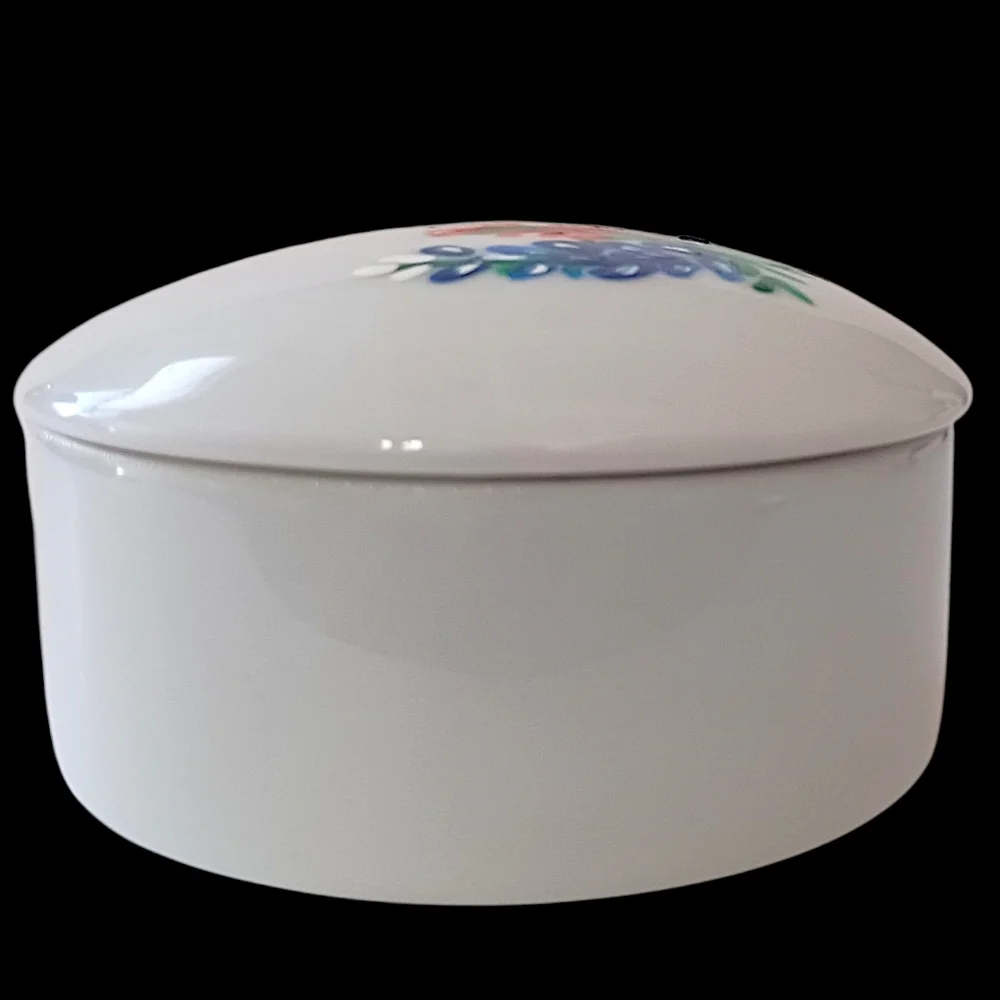 Vintage Hand Painted Floral Trinket Dish Box Lidded‎ Porcelain Lady Bird Johnson